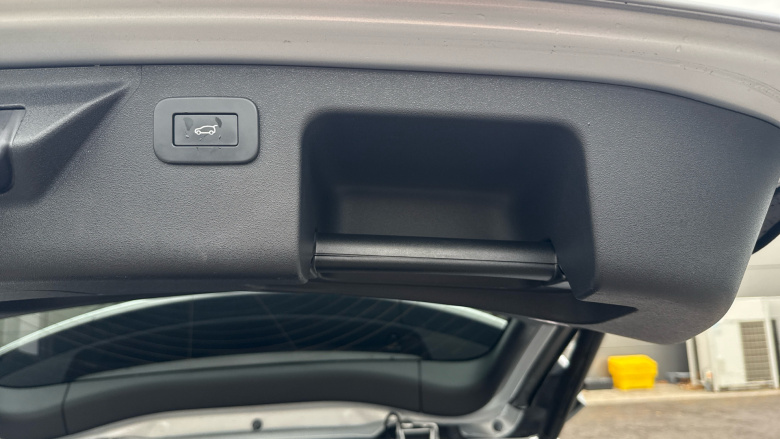 Land Rover Discovery Sport 2.0 D200 R-Dynamic HSE 5dr Auto [5 Seat] Diesel Station Wagon